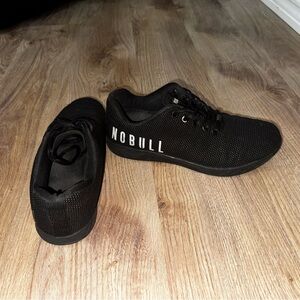 Women’s All-Black NOBULL